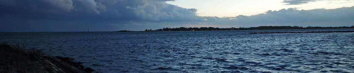 Klicken um die Schaltflächen zu zeigen oder zu verbergen