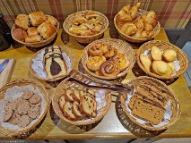 23: 120240615_080948_1920